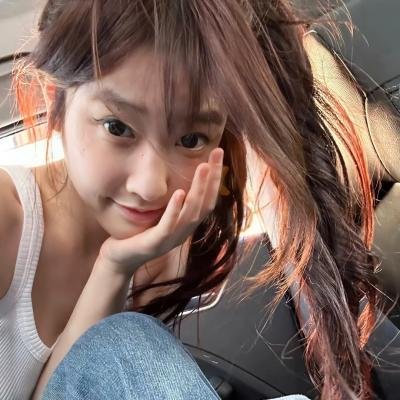 陪她一会儿